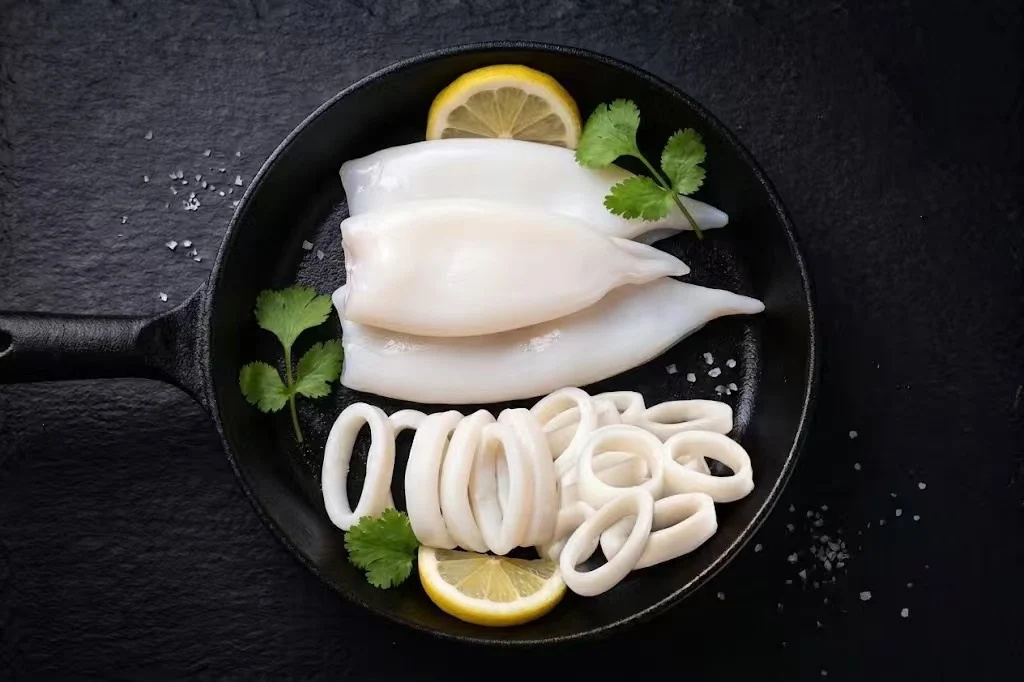 Squid tube and rings product photo